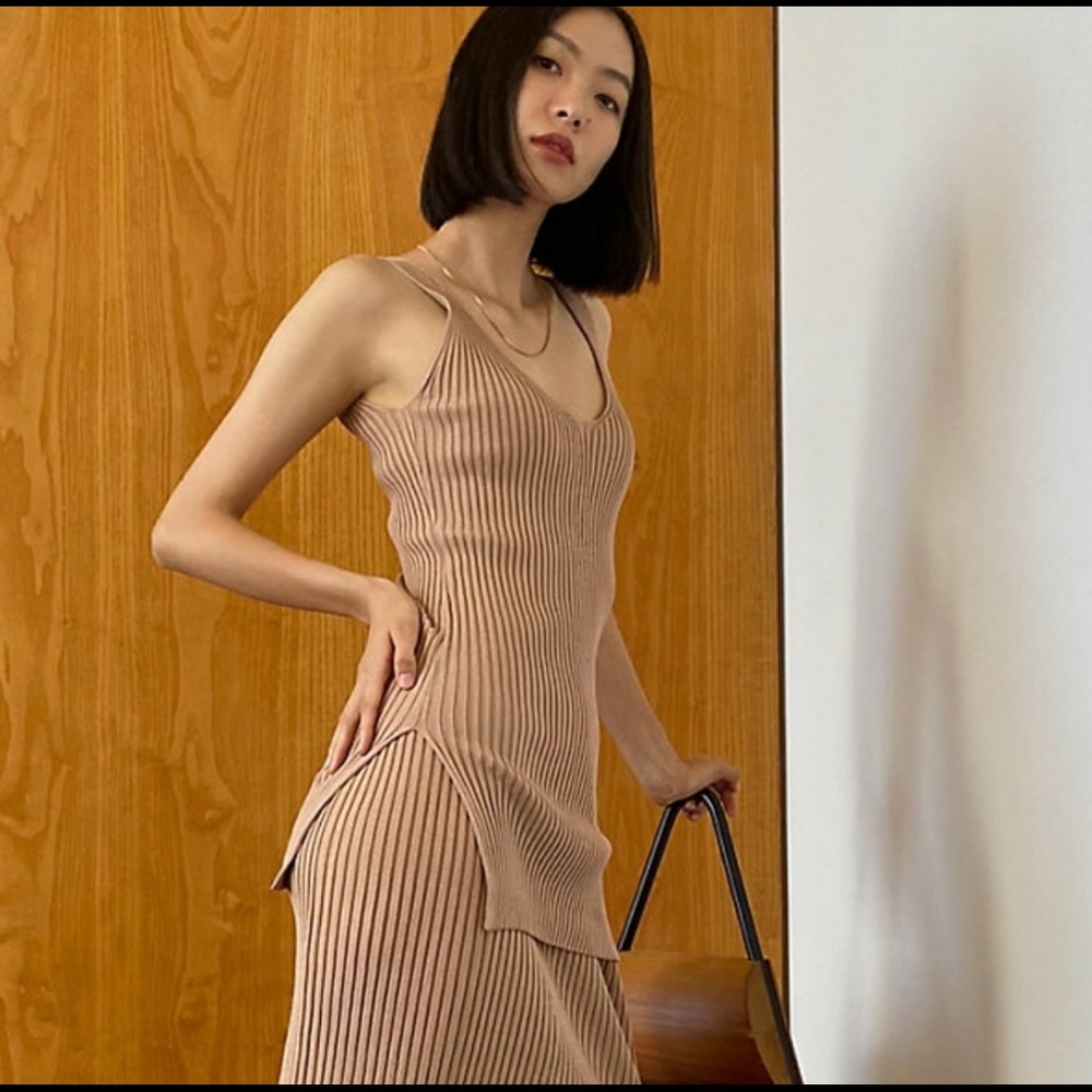 Babaton Manor sweater Long Shirt knit ribbed tank top